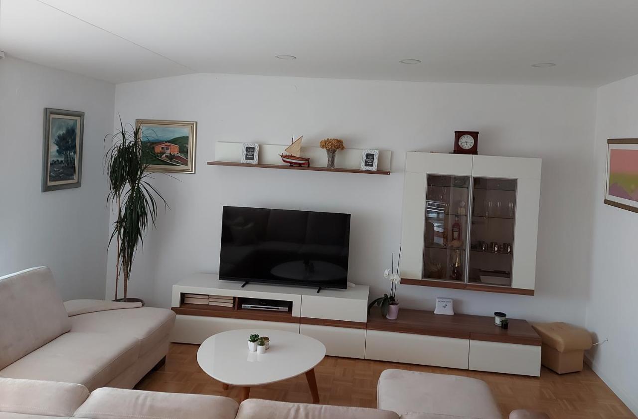 פודסטראנה Apartman Mb מראה חיצוני תמונה